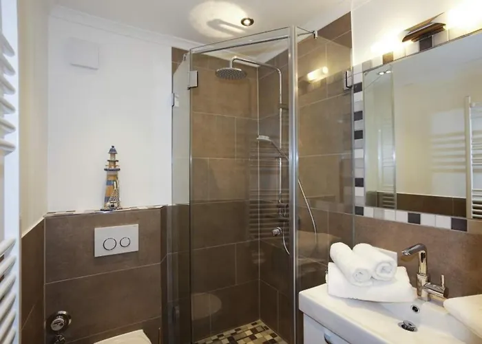 Friedrichstrasse 23, App 35 *